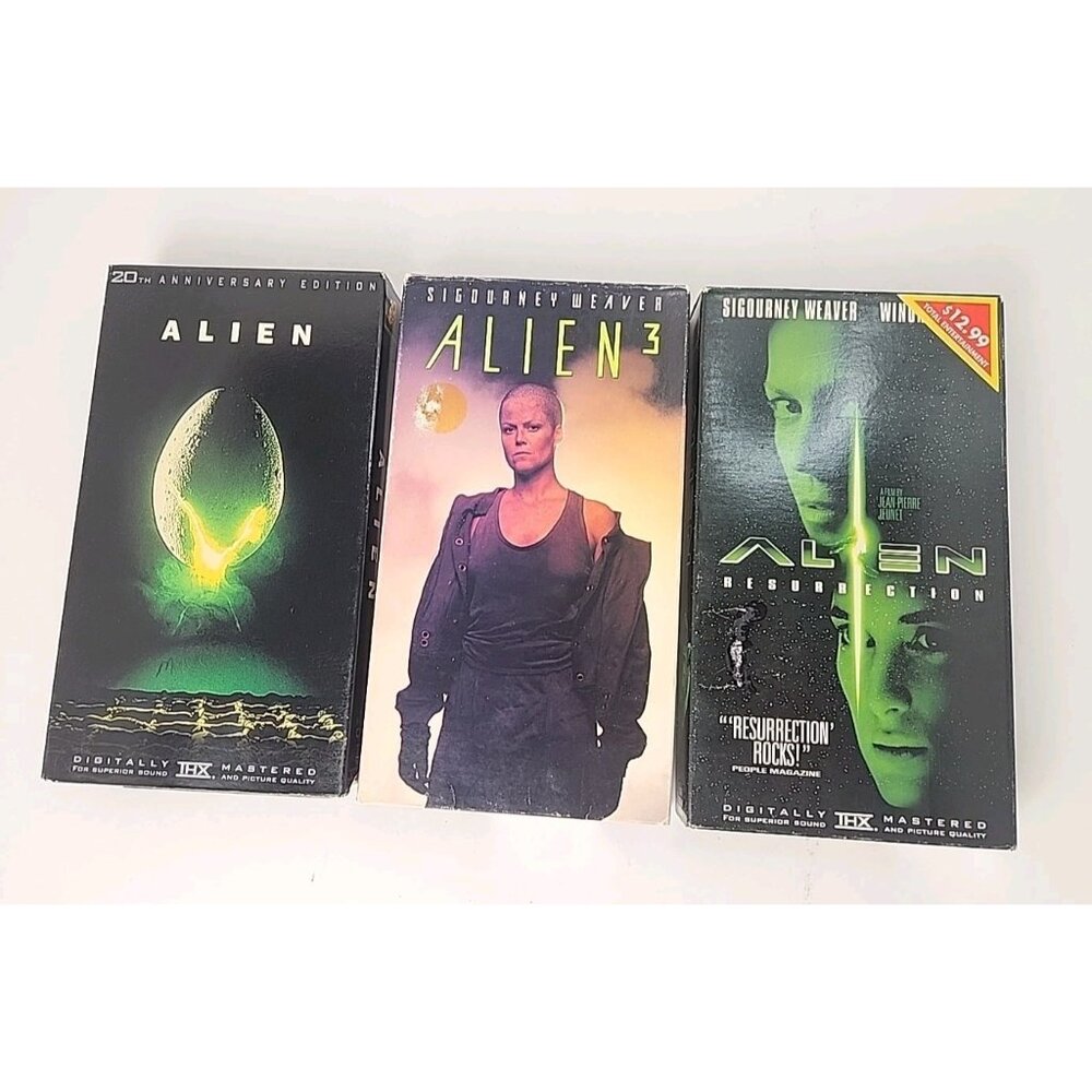 VHS Alien 1, 3 & Resurrection Horror Lot Sci-fi Videos Vintage 1990s